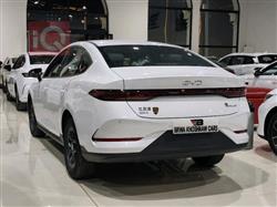 بی وای دی Qin Plus